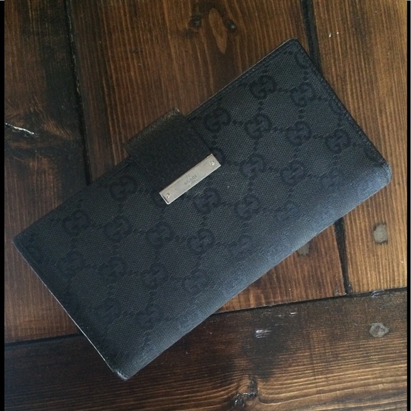 gucci large wallet